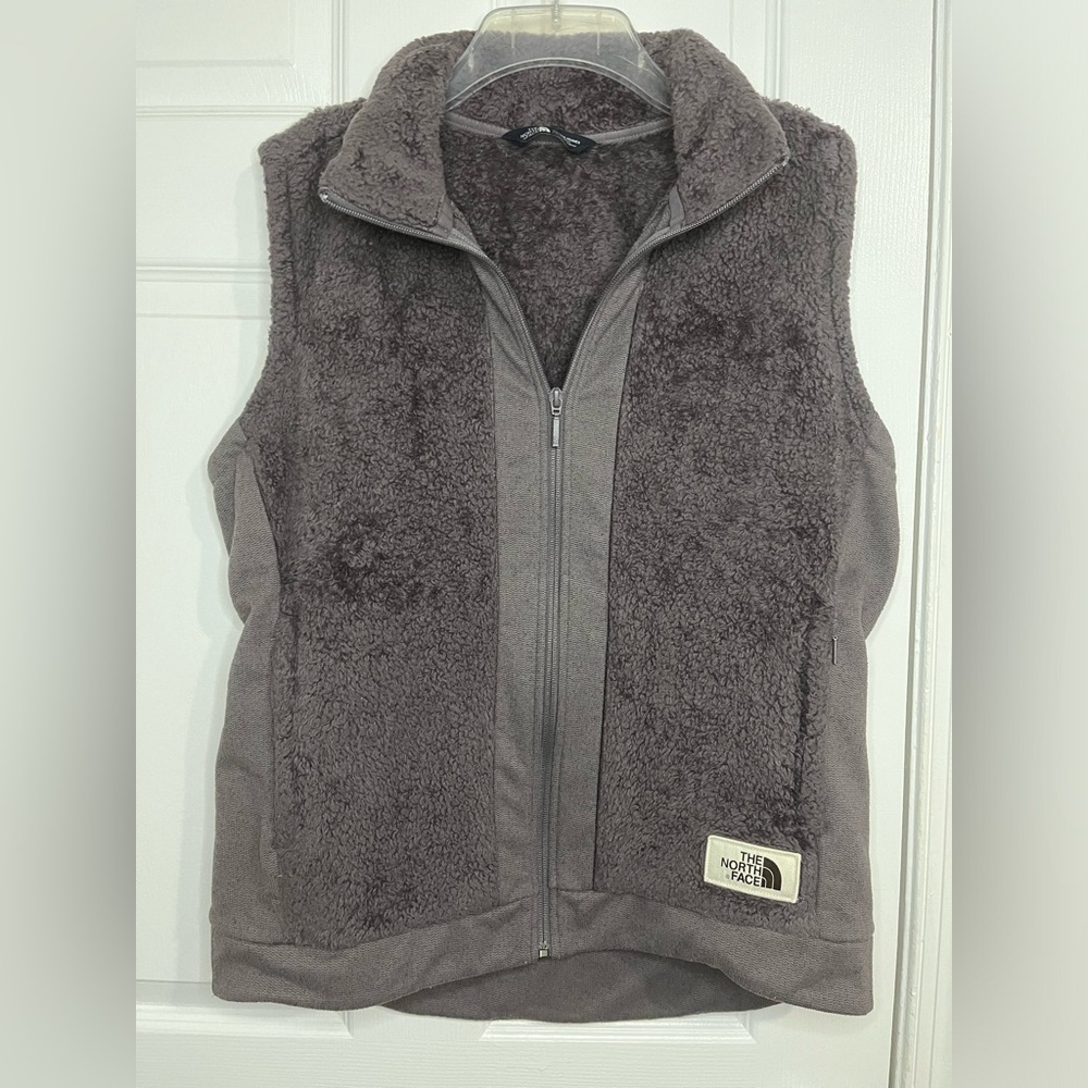 North Face Women's Grey Furry Fleece Vest Jacket Full Zip Up Size Large